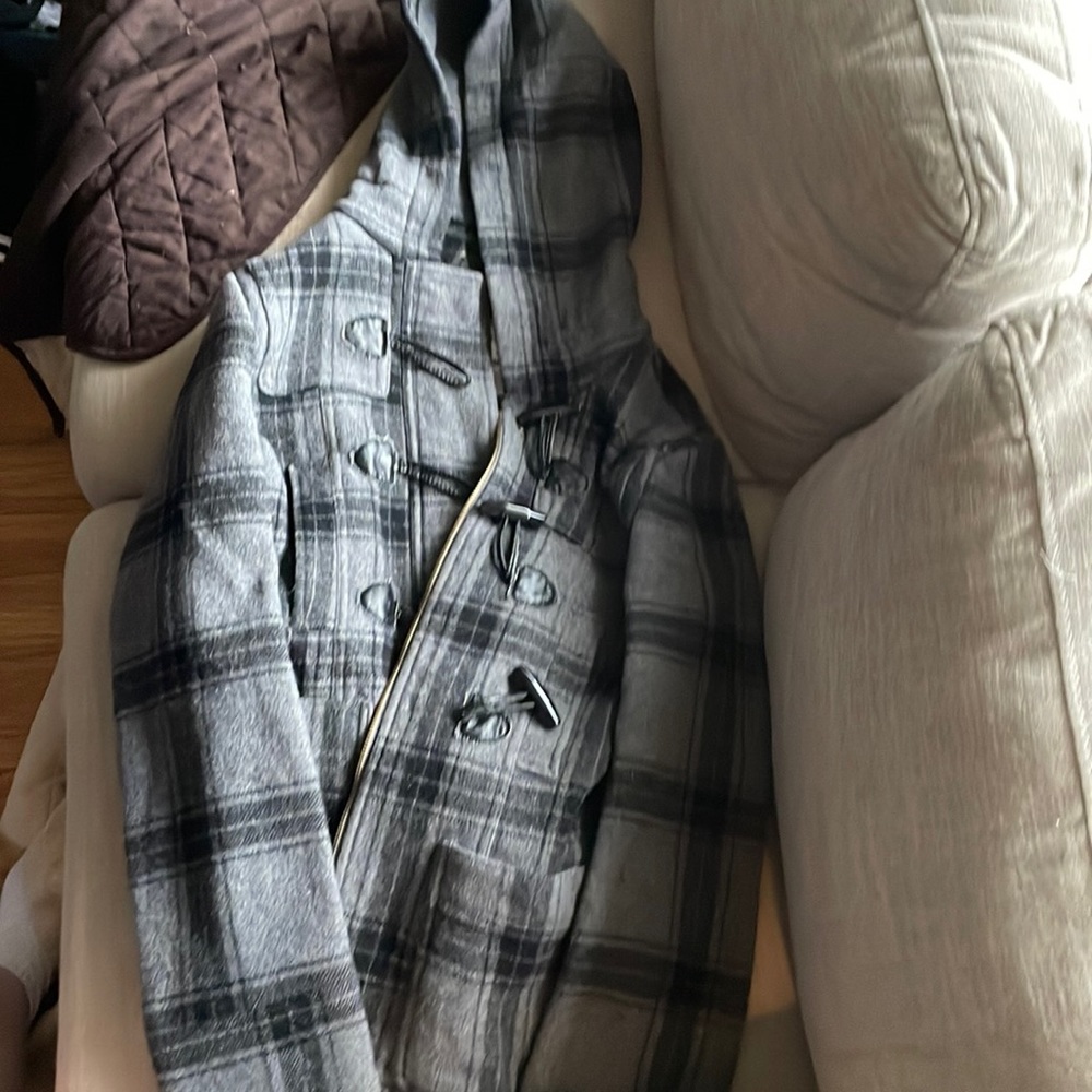 plaid detective looking jacket shawl